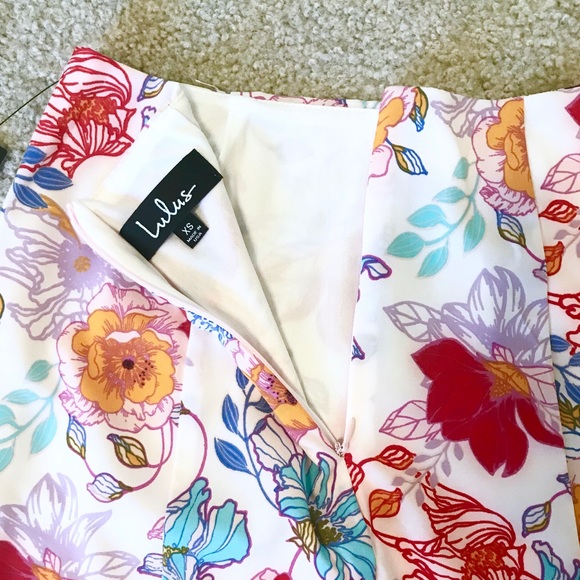 NWT Lulus Aura White Floral Print Satin Mini Skirt - Picture 8 of 8